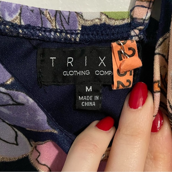 TRIXXI Stretch Zippered Sleeveless Sweatheart Neckline Mini Fit + Flare Dress - Picture 2 of 3